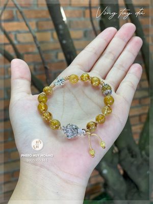 Vong tay Cong Giao da thach anh toc vang phoi Bac 3