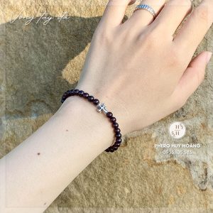 Vong tay da Garnet ket hop da Tourmaline va Thanh Gia bac 1
